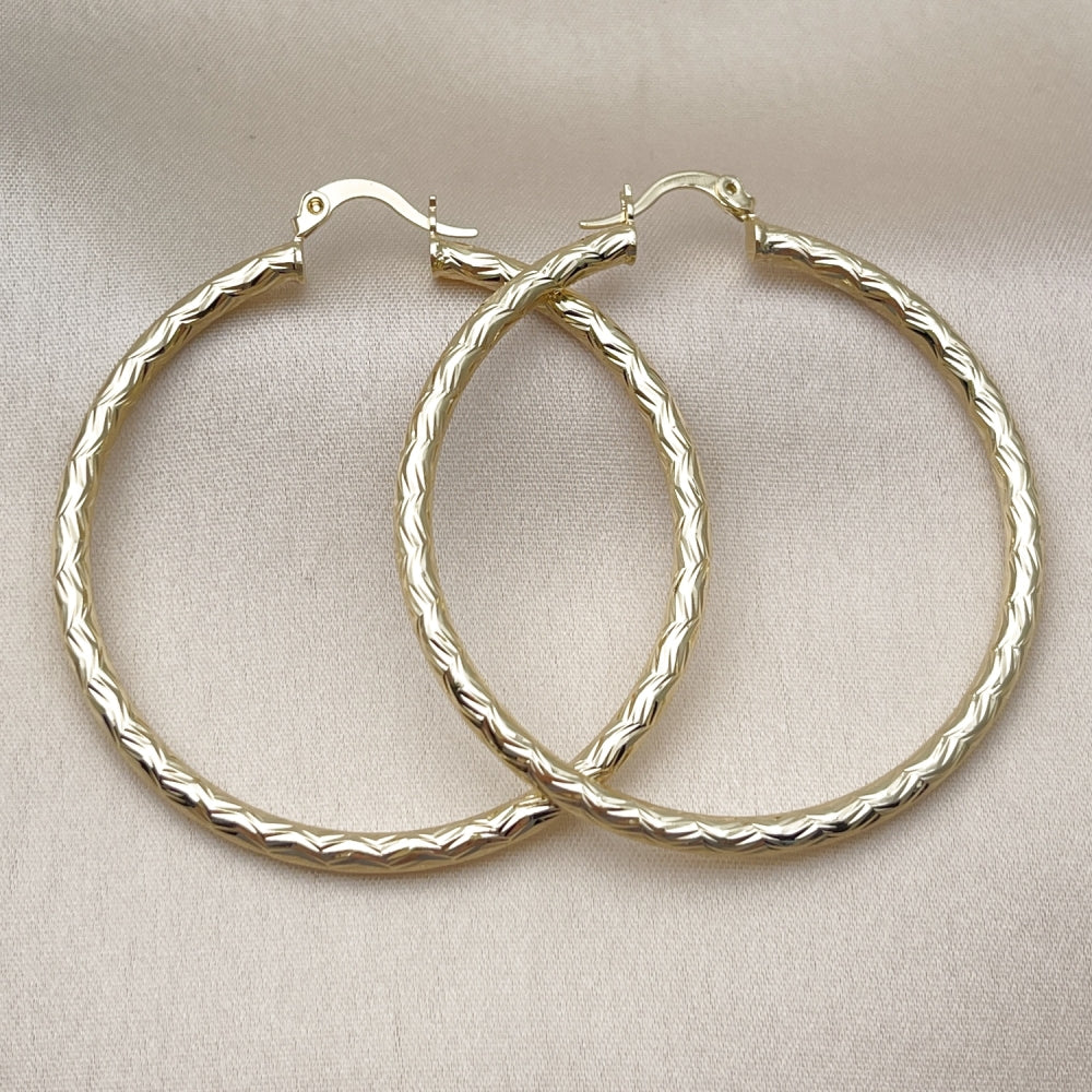 Oro Laminado Large Hoop, Gold Filled Style Diamond Cutting Finish, Golden Finish