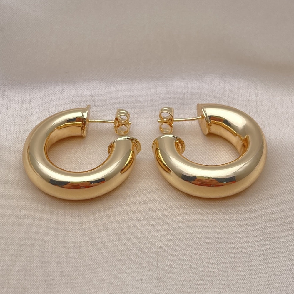 Oro Laminado Medium Hoop, Gold Filled Style Hollow Design, Polished, Golden Finish
