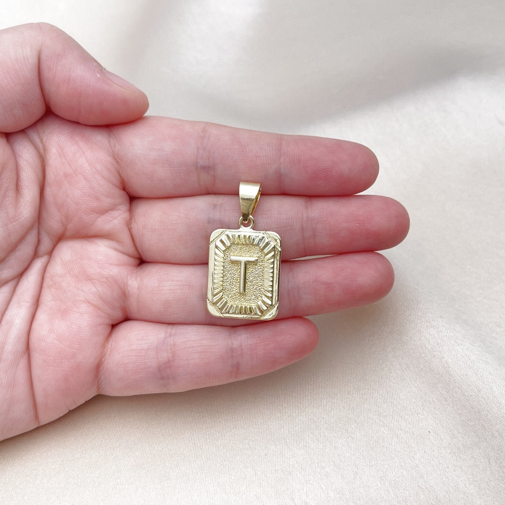 Oro Laminado Fancy Pendant, Gold Filled Style Initials Design, Diamond Cutting Finish, Golden Finish