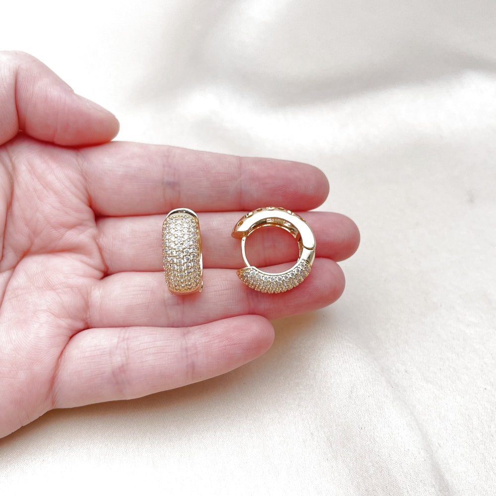 Oro Laminado Huggie Hoop, Gold Filled Style Four-leaf Clover Design, with White Micro Pave, Polished, Golden Finish