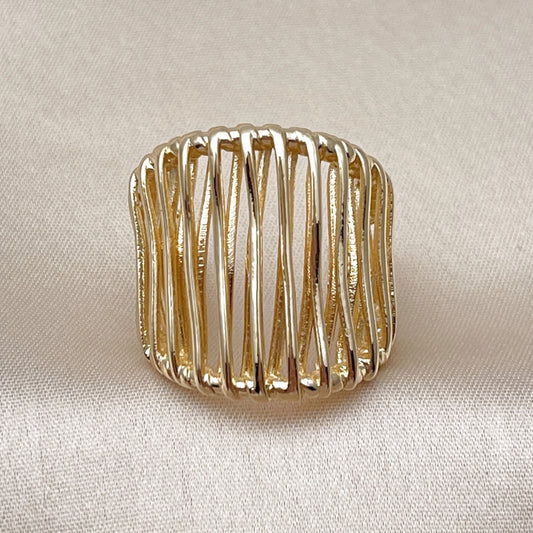 Oro Laminado Elegant Ring, Gold Filled Style Polished, Golden Finish