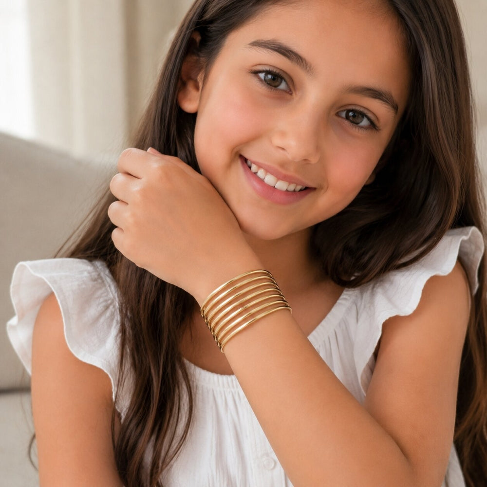 Oro Laminado Semanario Bangle, Gold Filled Style Polished, Golden Finish