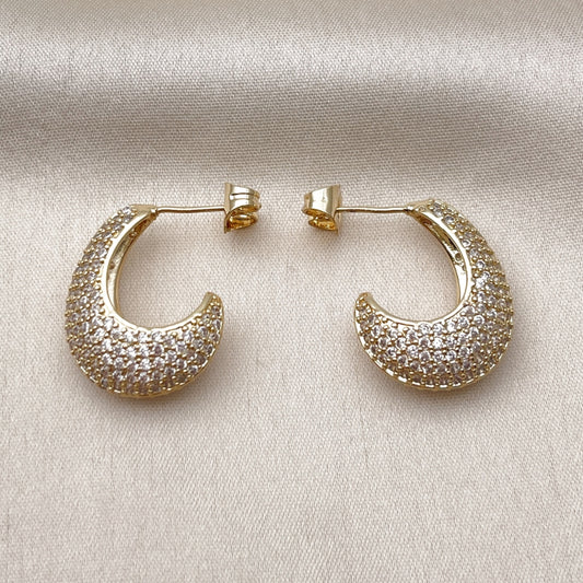 Oro Laminado Stud Earring, Gold Filled Style with White Cubic Zirconia, Polished, Golden Finish