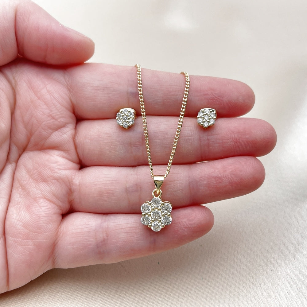 Oro Laminado Earring and Pendant Adult Set, Gold Filled Style Flower Design, with White Cubic Zirconia, Polished, Golden Finish