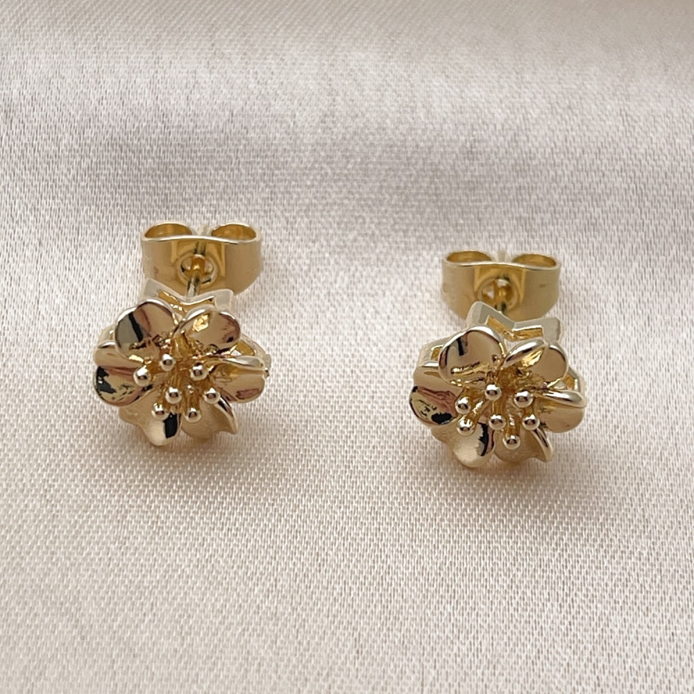 Oro Laminado Stud Earring, Gold Filled Style Flower Design, Polished, Golden Finish