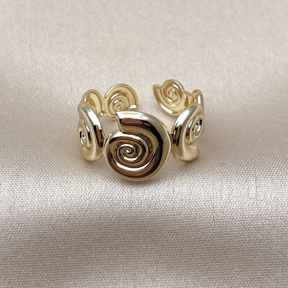 Oro Laminado Elegant Ring, Gold Filled Style Snail Design, Polished, Golden Finish