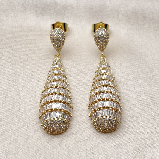 Oro Laminado Dangle Earring, Gold Filled Style Teardrop and Baguette Design, with White Cubic Zirconia, Polished, Golden Finish