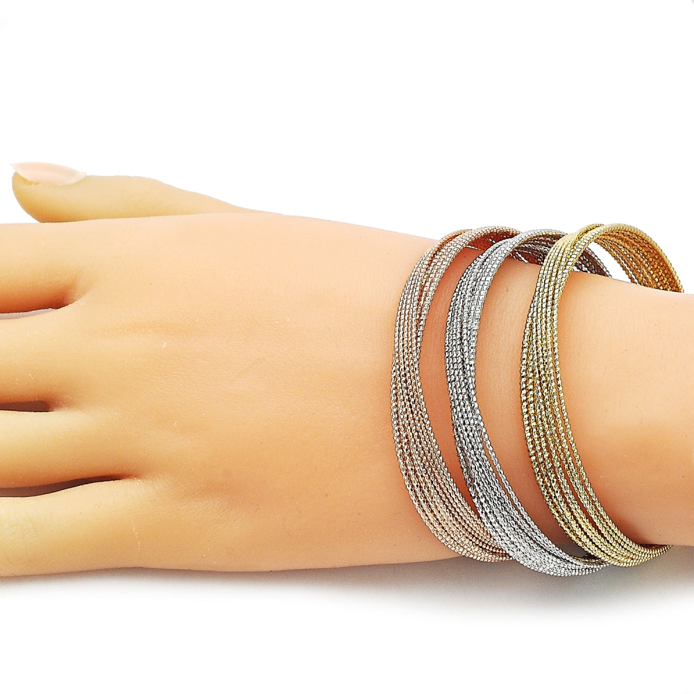 Oro Laminado Trio Bangle, Gold Filled Style Twist Design, Diamond Cutting Finish, Tricolor