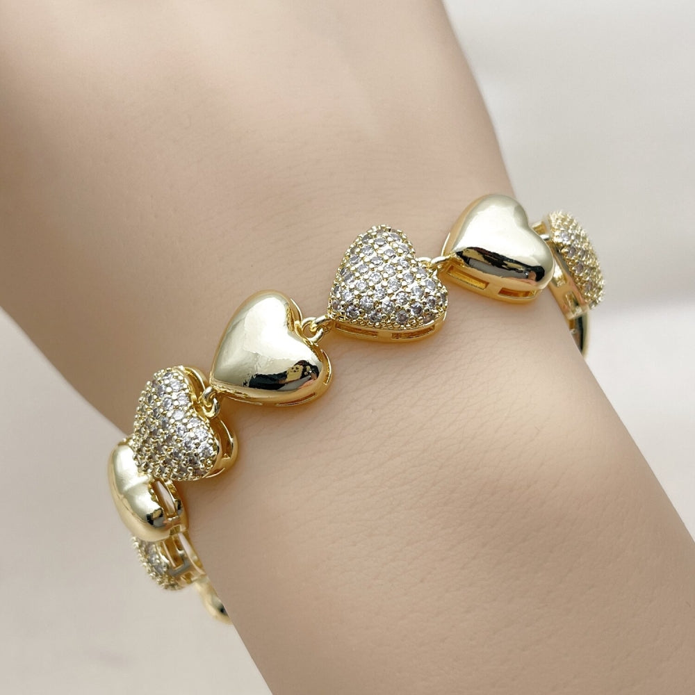 Oro Laminado Tennis Bracelet, Gold Filled Style Heart Design, with White Cubic Zirconia, Polished, Golden Finish