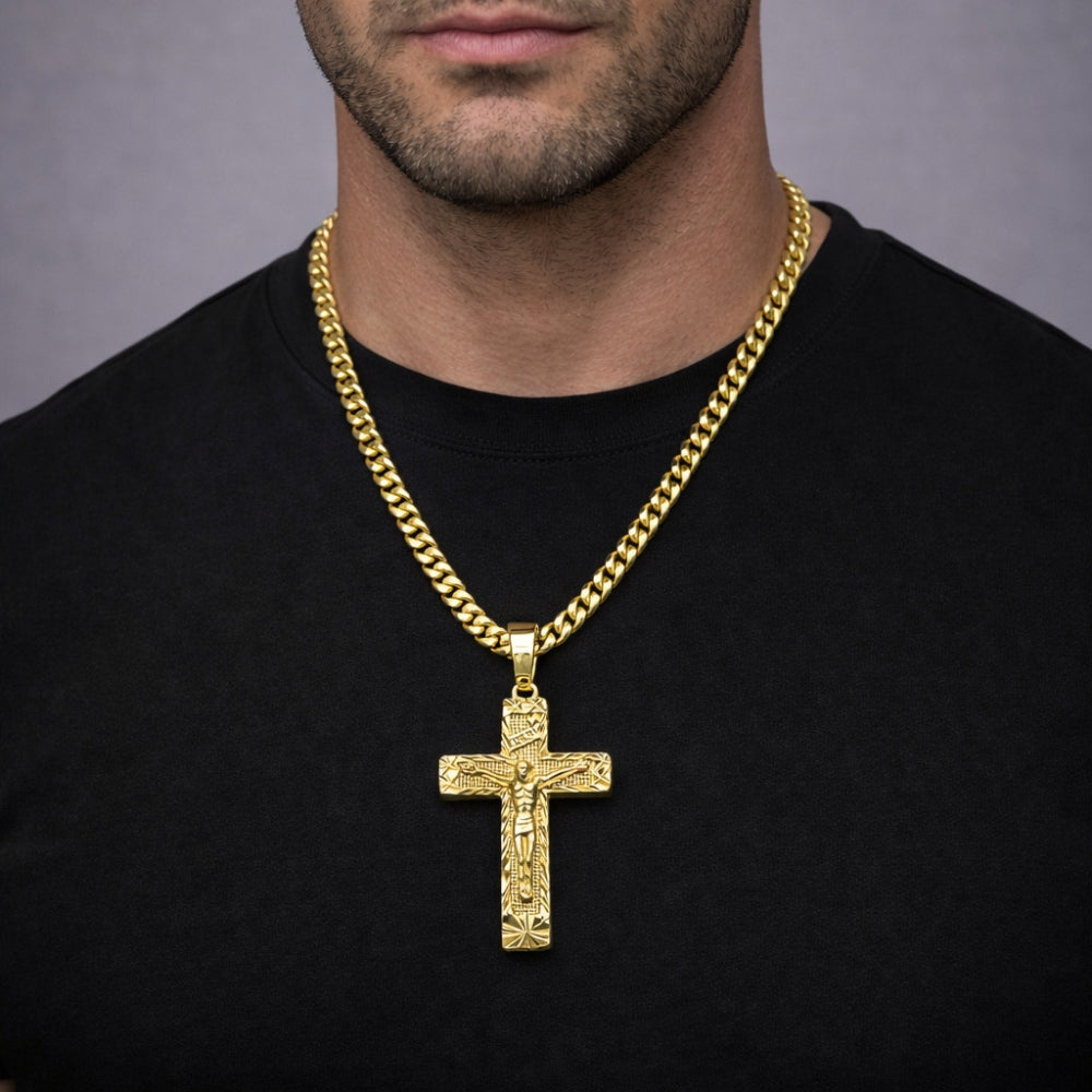 Oro Laminado Religious Pendant, Gold Filled Style Crucifix Design, Diamond Cutting Finish, Golden Finish