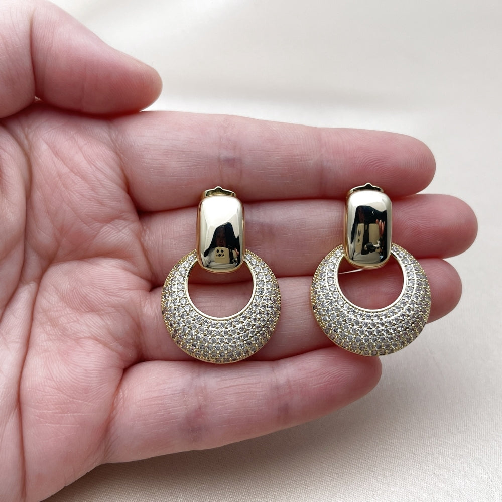 Oro Laminado Dangle Earring, Gold Filled Style with White Cubic Zirconia, Polished, Golden Finish