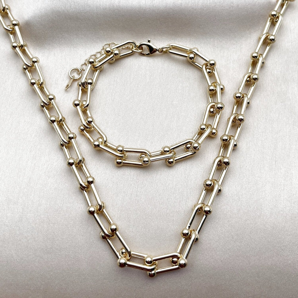 Oro Laminado Necklace and Bracelet, Gold Filled Style Polished, Golden Finish
